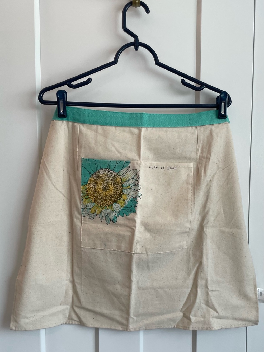 Life Is Good Cream Garden Apron with Turquoise Waistband and Sunflower Patch
